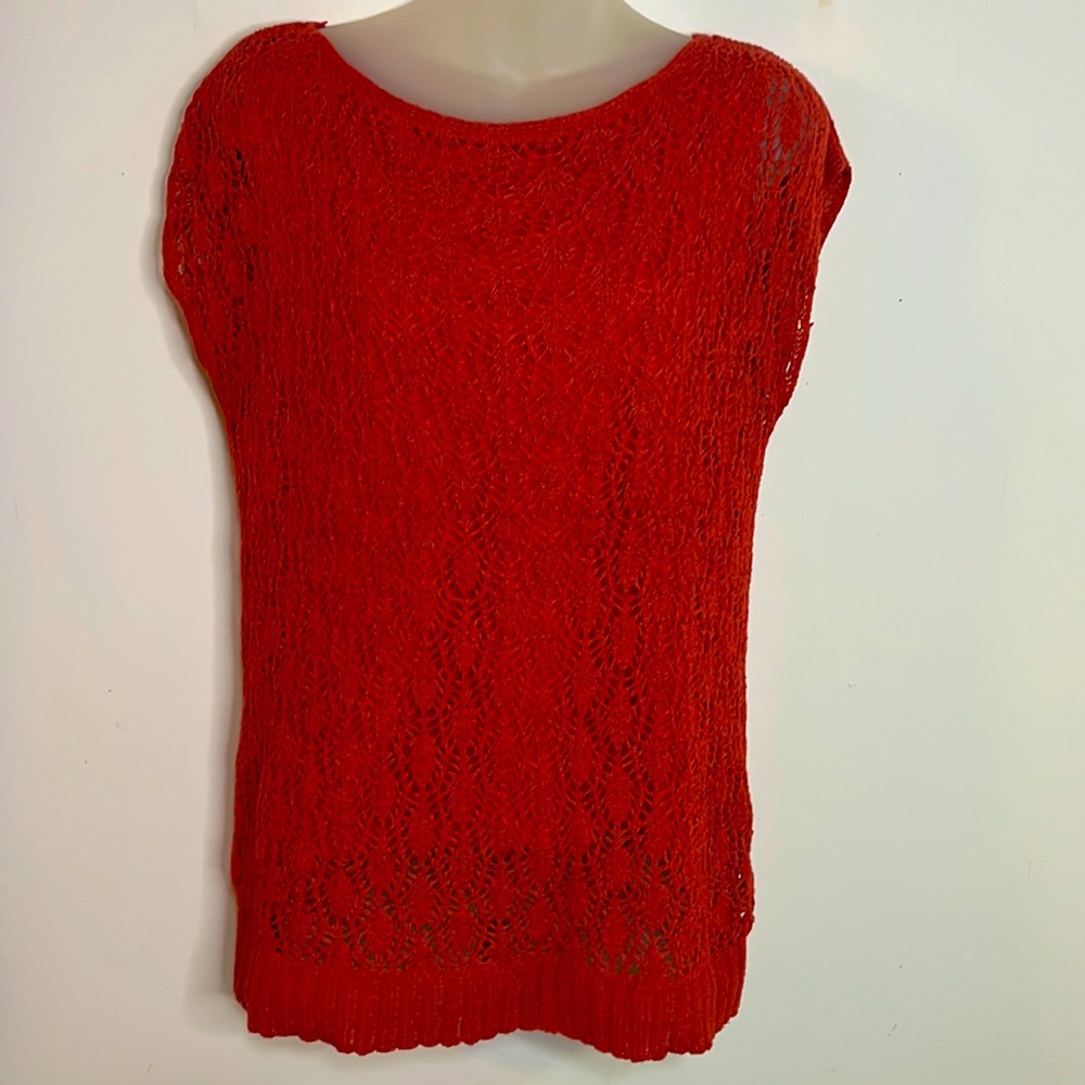 Jones Wear Blouse Women's Size M Lined Lace Sleeveless Knit Top